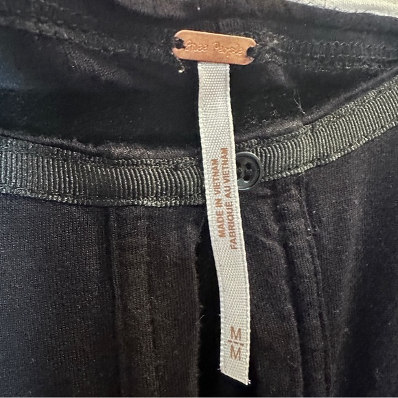 Free People Tops - Free People Keepin On Black Top